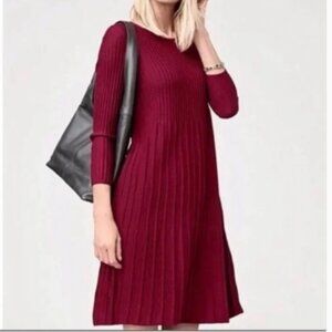 Eileen Fisher - Washable-Wool Scoop-Neck Dress Accordion Pleats | Small | Berry